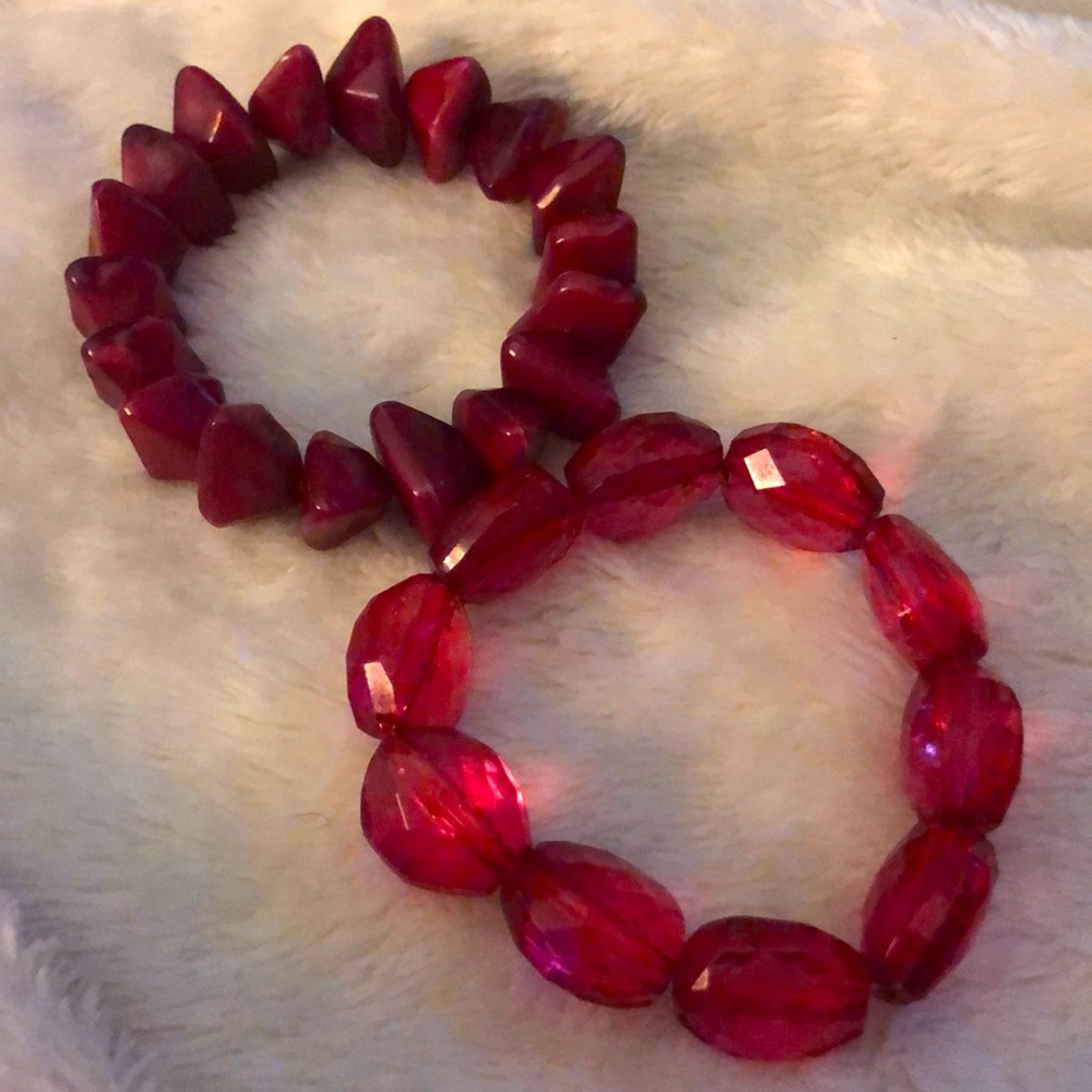 Set of 2 light red bracelets ❤️